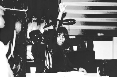 Entrevista da querida cantora Elza Soares, realizada por mim durante a oficina “Interpretação do samba”, no Conservatório de MPB de Curitiba – Maio de 1995.